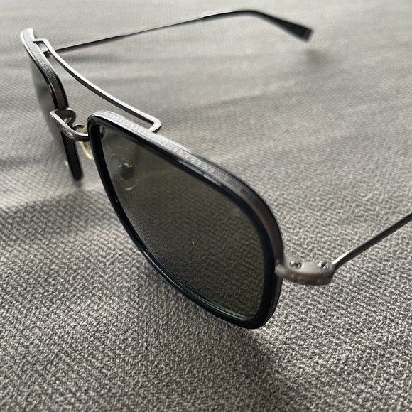 Killer John Varvatos Aviator Sunglasses, BRAND NEW! - Picture 14 of 16